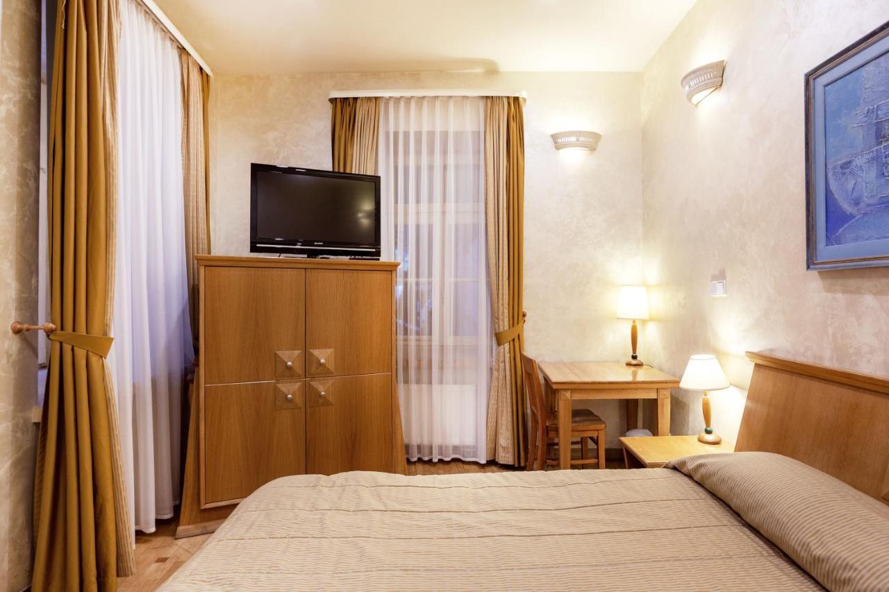 Atrium Suites Vilnius Ngoại thất bức ảnh